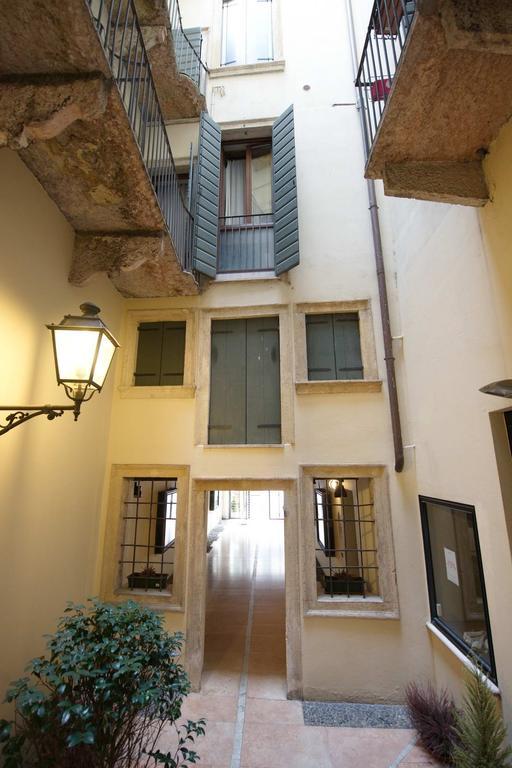 B&B Bijoux Verona Exteriör bild